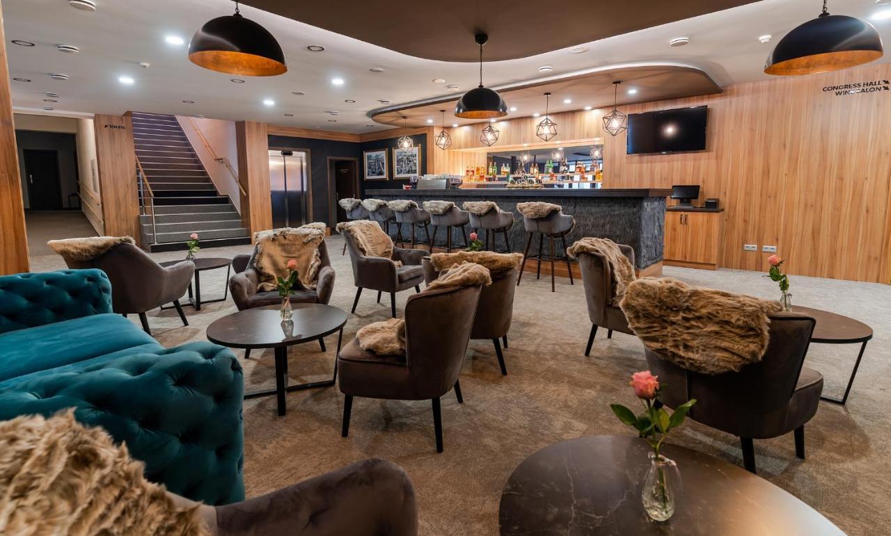 Hotel Demaenova **** Липтовски-Микулаш Экстерьер фото