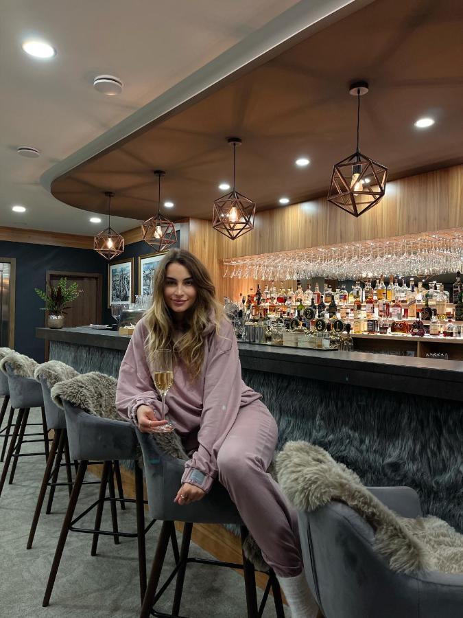 Hotel Demaenova **** Липтовски-Микулаш Экстерьер фото